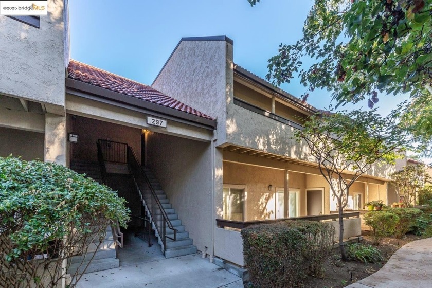 Spacious and Attractive One-Story downstairs Unit - Ground-level - Beach Condo for sale in San Jose, California on Beachhouse.com