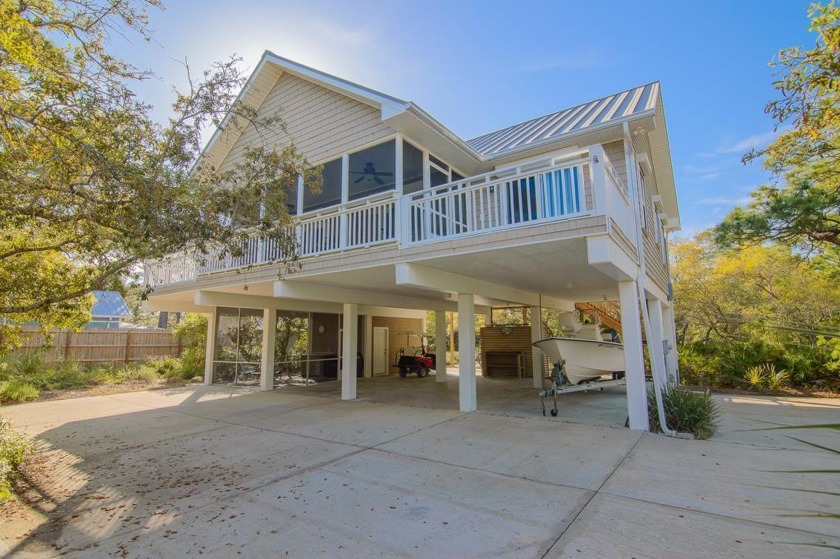 Welcome to your slice of paradise on beautiful St. George Island - Beach Home for sale in St. George Island, Florida on Beachhouse.com