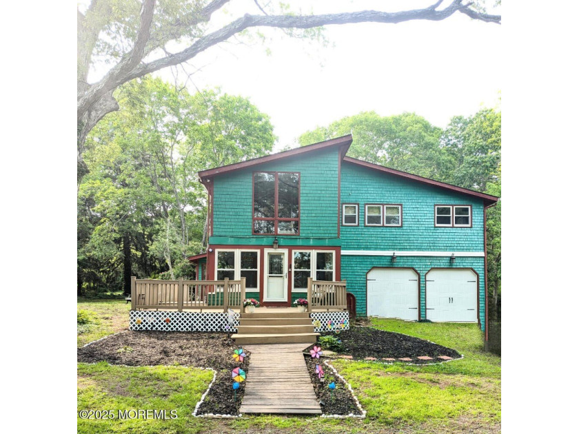 Back on the market! This beautiful home has 4 very large - Beach Home for sale in Barnegat, New Jersey on Beachhouse.com