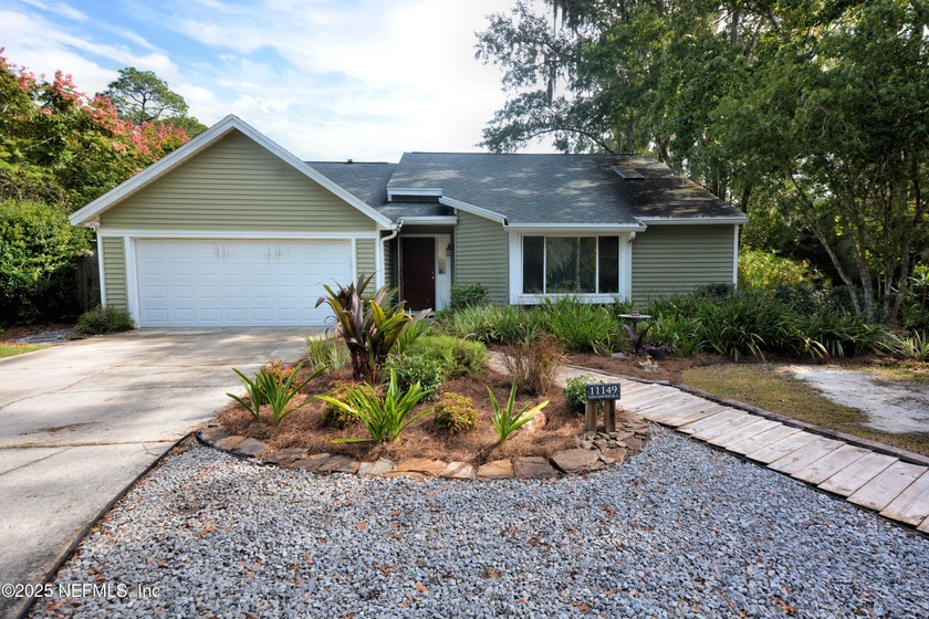 Exciting Opportunity in Losco Woods! Welcome home to this - Beach Home for sale in Jacksonville, Florida on Beachhouse.com