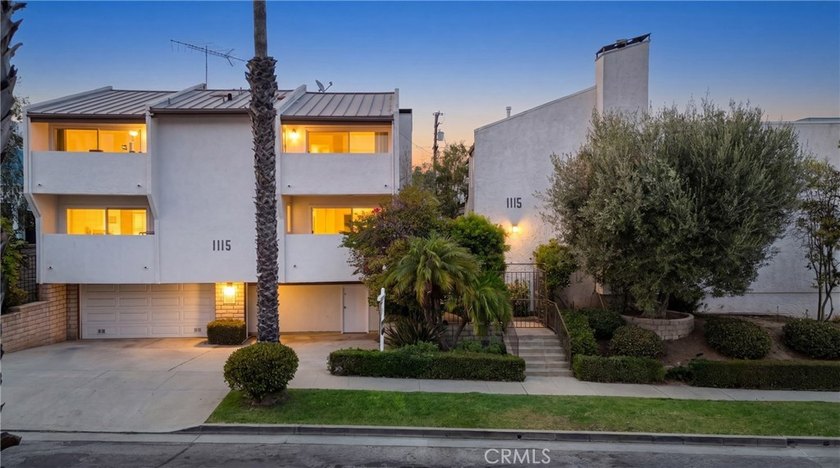 Experience the best of Santa Monica living in this exceptional - Beach Townhome/Townhouse for sale in Santa Monica, California on Beachhouse.com