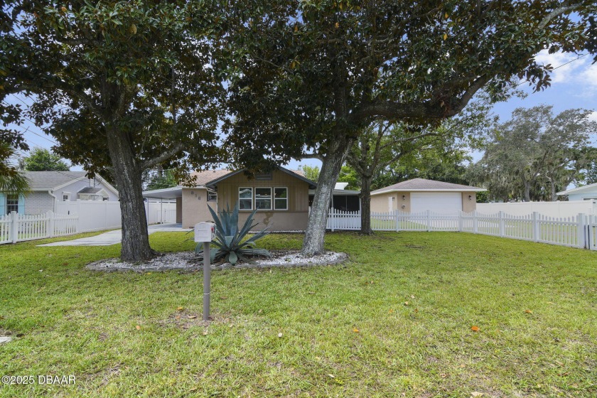 Just five minutes from the sandy shores of New Smyrna Beach - Beach Home for sale in Edgewater, Florida on Beachhouse.com