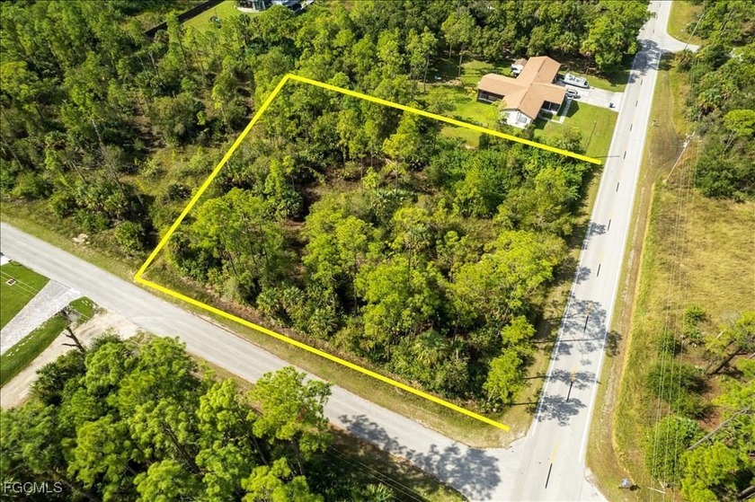 Spacious 0.25-Acre Corner Lot in the heart of Lehigh Acres! - Beach Lot for sale in Lehigh Acres, Florida on Beachhouse.com