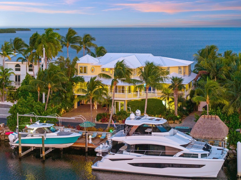 Where the ocean meets elegance, 545 Ocean Cay delivers an - Beach Home for sale in Key Largo, Florida on Beachhouse.com