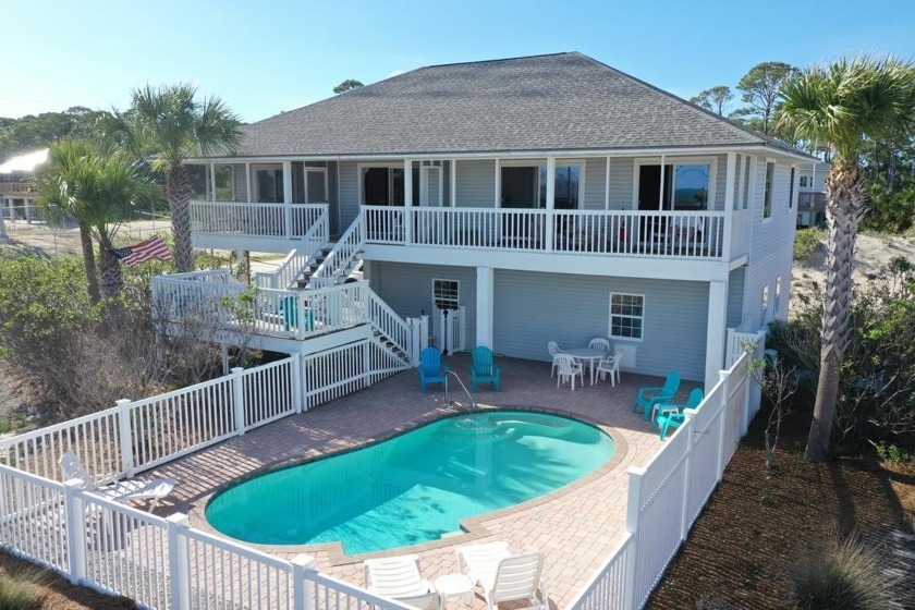 This high CORNER lot has convenient beach access directly across - Beach Home for sale in St. George Island, Florida on Beachhouse.com