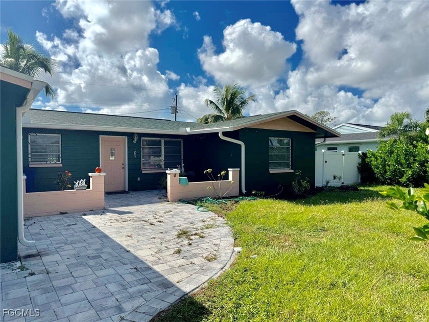 This beautiful home is located in a desirable area in Fort Myers - Beach Home for sale in Fort Myers, Florida on Beachhouse.com