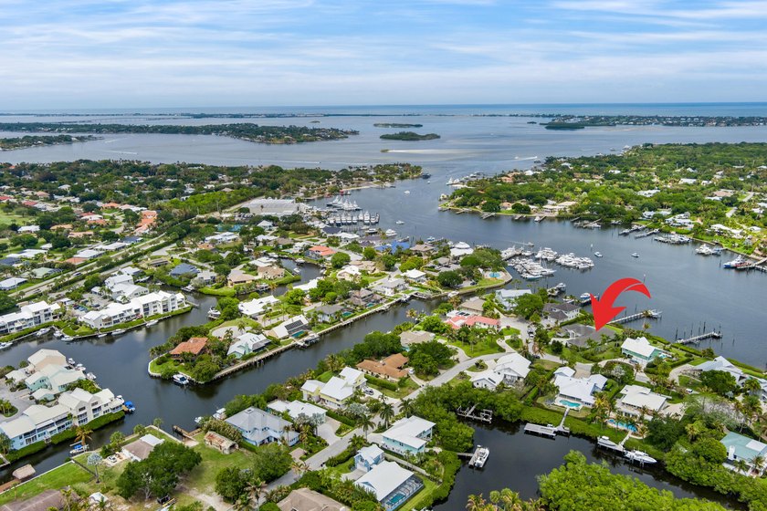 Welcome to the one you've been waiting for. Built in 22, this - Beach Home for sale in Stuart, Florida on Beachhouse.com