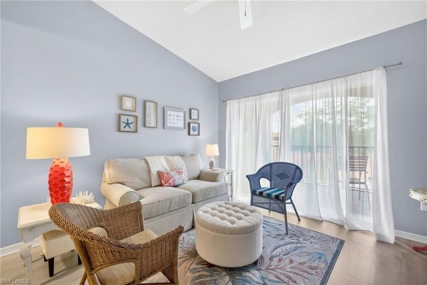 The perfect getaway-top-floor penthouse 1BR/1BA with vaulted - Beach Condo for sale in Bonita Springs, Florida on Beachhouse.com
