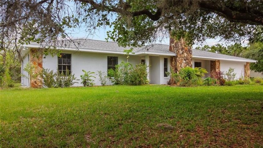 Cute house on 1.49 acres. Close to the Beach! Close to the Space - Beach Home for sale in Mims, Florida on Beachhouse.com