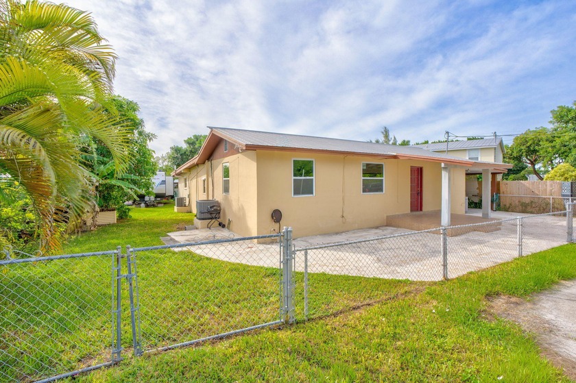 Discover the perfect blend of flexibility and location at 520 - Beach Home for sale in Rockland Key, Florida on Beachhouse.com