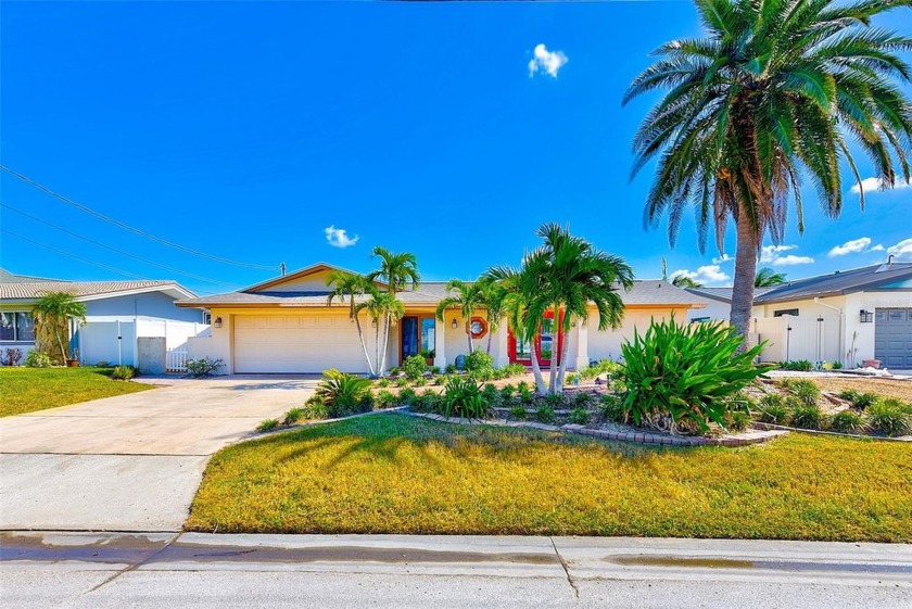 Move-in ready. This charming waterfront property, located on - Beach Home for sale in Indian Rocks Beach, Florida on Beachhouse.com