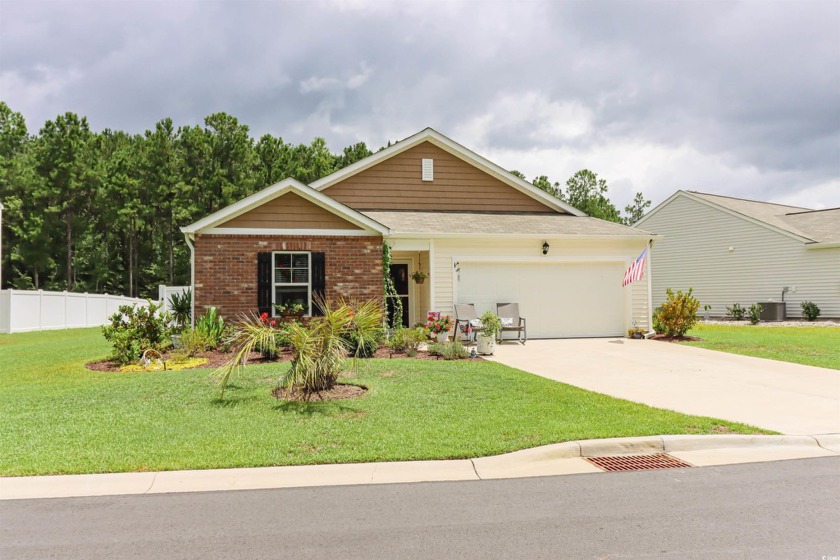 Welcome to 833 Freestyle Ct, a charming 3-bedroom, 2-bathroom - Beach Home for sale in Longs, South Carolina on Beachhouse.com