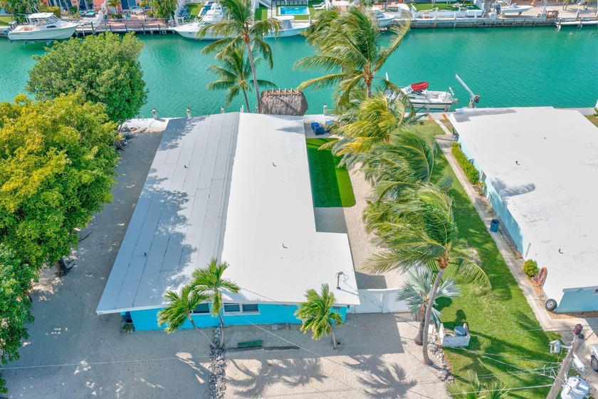 This Key Colony Beach half-duplex offers the kind of everyday - Beach Home for sale in Key Colony Beach, Florida on Beachhouse.com