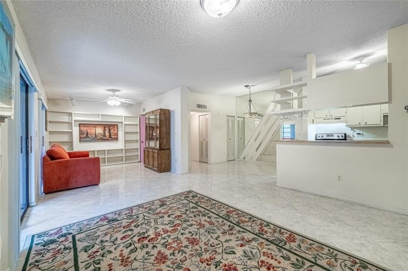 *PRICE DRASTICALLY REDUCED* Welcome to this condo with over 1 - Beach Condo for sale in Tamarac, Florida on Beachhouse.com