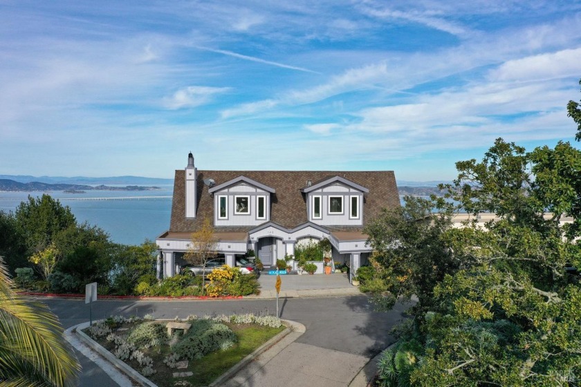 Gorgeous Cape Cod style water view home located at the top of - Beach Home for sale in Tiburon, California on Beachhouse.com