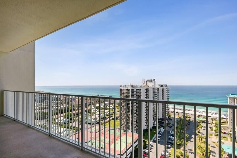 NO CARPETING,NEW WASHER AND DRYER,NEW WATER HEATER. SOFA - Beach Condo for sale in Miramar Beach, Florida on Beachhouse.com