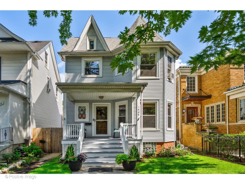 **Plus a $10k Closing Cost Credit with a full price offer.** DO - Beach Home for sale in Chicago, Illinois on Beachhouse.com