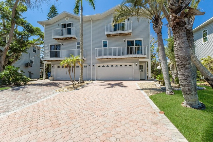 Huge Price Improvement and Ready to Welcome YOU! INCOME PRODUCER - Beach Condo for sale in Holmes Beach, Florida on Beachhouse.com