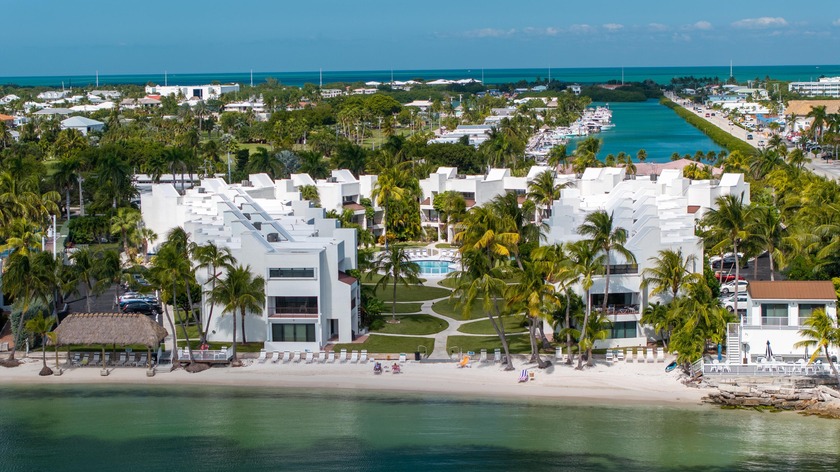 Enjoy the best of island living in this 2 bedroom, 2.5 bath - Beach Condo for sale in Key Colony Beach, Florida on Beachhouse.com