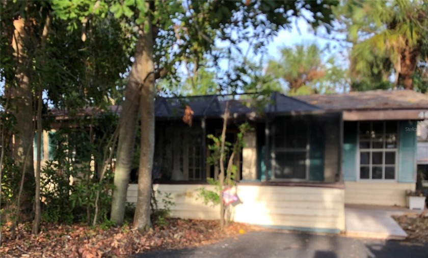 CASH ONLY! Investor special! 3 BEDROOM 2 BATHROOM WITH A - Beach Home for sale in St. Petersburg, Florida on Beachhouse.com