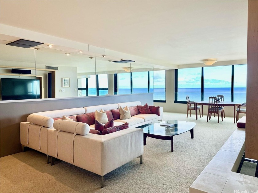 THE MOST BEAUTIFUL UNIT IN YACHT HARBOR TOWERS! Completely - Beach Condo for sale in Honolulu, Hawaii on Beachhouse.com