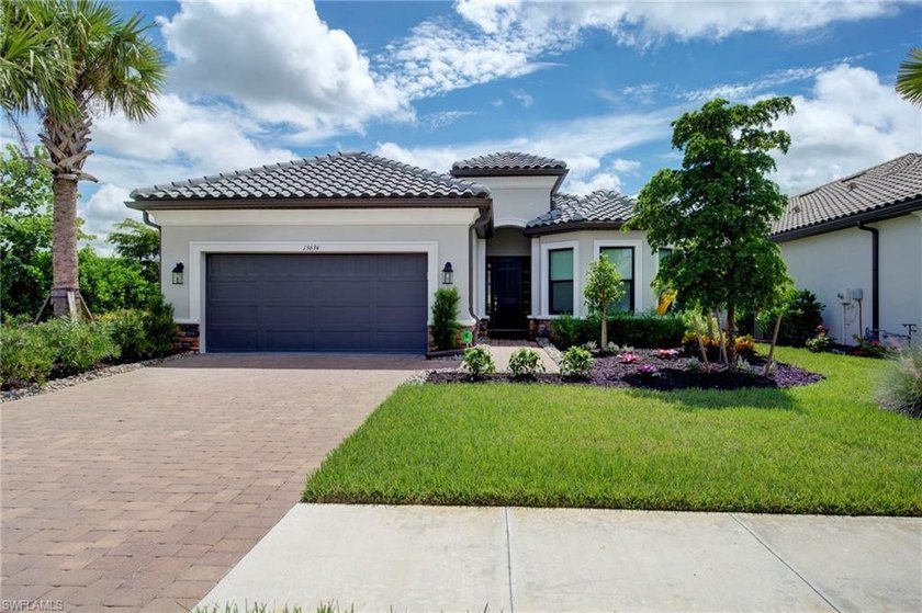This is a rare opportunity to own this beautifully appointed - Beach Home for sale in Naples, Florida on Beachhouse.com