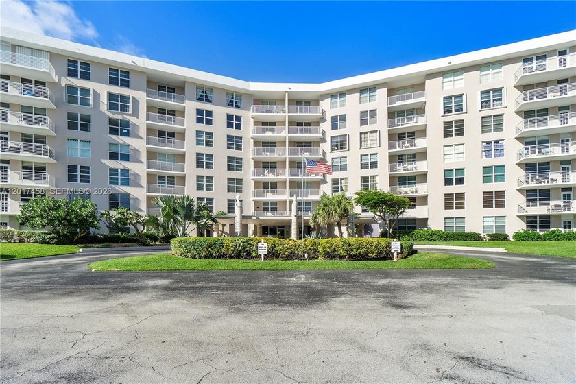 Luxury awaits in this Penthouse condo in Boca Raton steps from - Beach Condo for sale in Boca Raton, Florida on Beachhouse.com