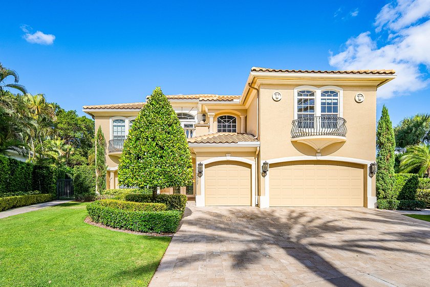 Beautiful former Carrington model home on a quiet cul-de-sac in - Beach Home for sale in Delray Beach, Florida on Beachhouse.com