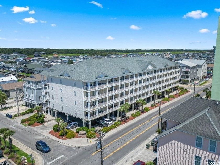 Welcome to this spectacular 4 bedroom 3 full bath PENTHOUSE in - Beach Condo for sale in North Myrtle Beach, South Carolina on Beachhouse.com