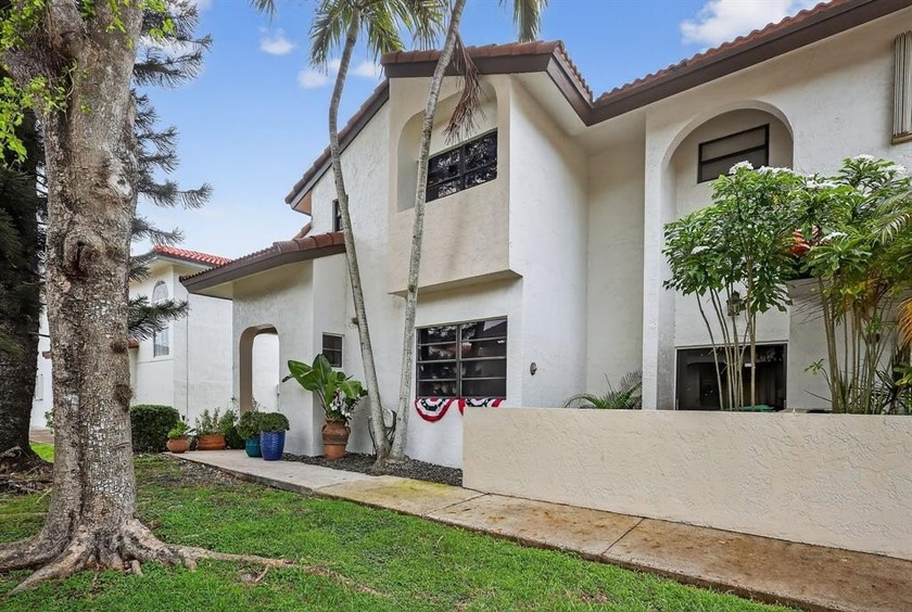 Live in the heart of Lambiance Townhomes in Kendall and enjoy - Beach Condo for sale in Miami, Florida on Beachhouse.com