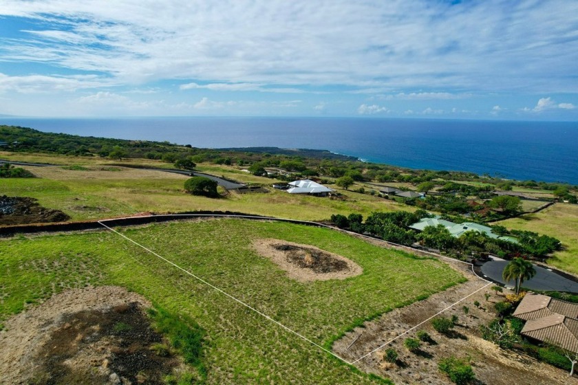 Hokulia Phase 1, Lot 149 is an exceptional homesite, offering - Beach Lot for sale in Kealakekua, Hawaii on Beachhouse.com