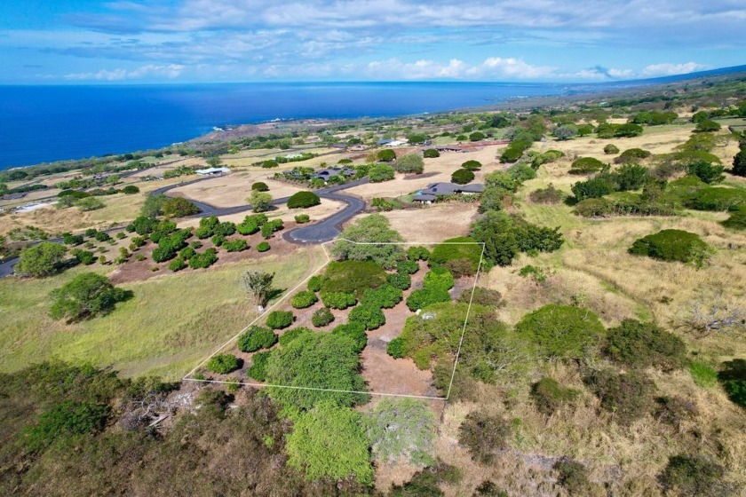 This remarkable 1.22-acre homesite, nestled at the end of a - Beach Lot for sale in Kealakekua, Hawaii on Beachhouse.com