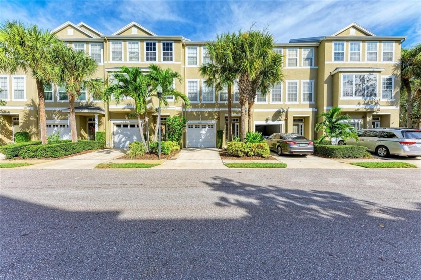 ***Seller offering $10,000 you can use your way--put it toward a - Beach Townhome/Townhouse for sale in Tampa, Florida on Beachhouse.com