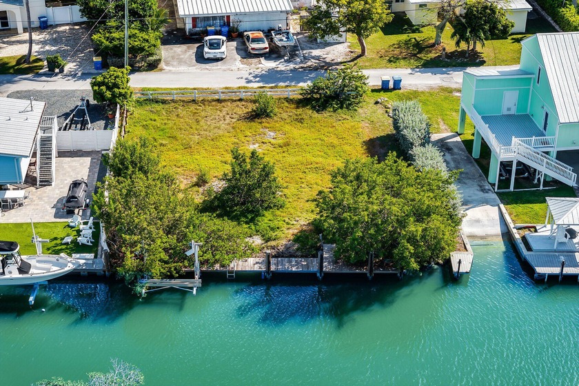 ACTIVE PERMIT - this waterfront lot is ready to build your dream - Beach Lot for sale in Lower Matecumbe Key, Florida on Beachhouse.com