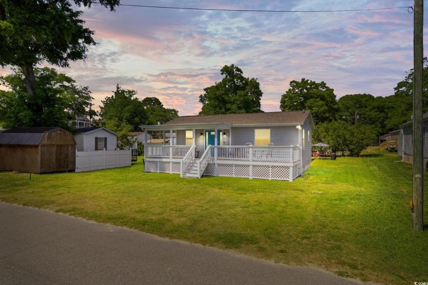 Charming Beach Cottage in Cherry Grove - Your Perfect Retirement - Beach Home for sale in North Myrtle Beach, South Carolina on Beachhouse.com