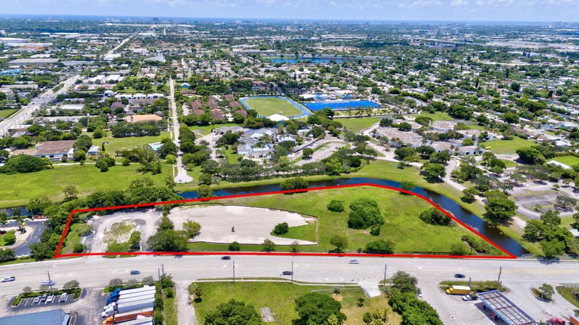 **PRICE SIGNIFICANTLY REDUCED**SITE PLAN APPROVED FOR 369 UNITS - Beach Commercial for sale in Pompano Beach, Florida on Beachhouse.com