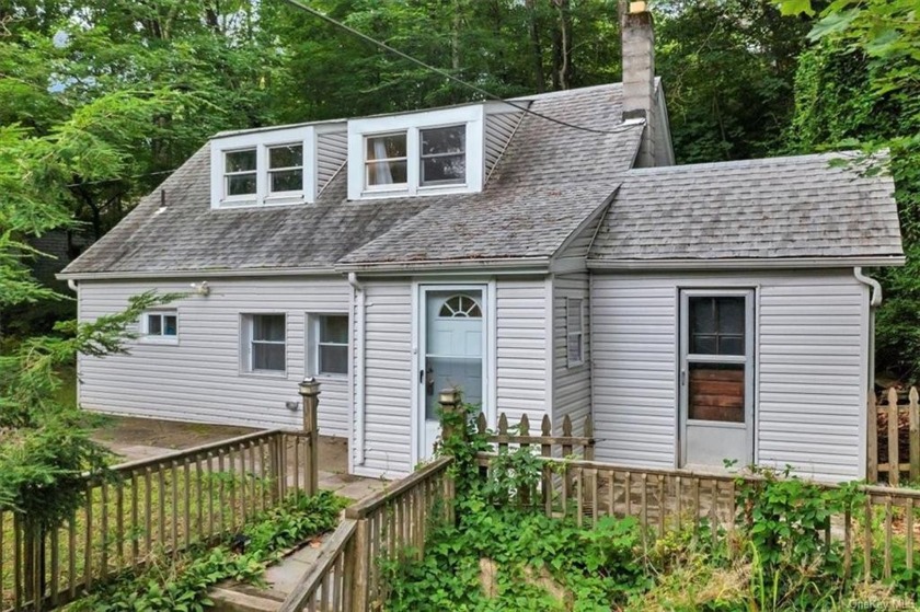 Discover the perfect blend of Privacy + Proximity with this - Beach Home for sale in Kent, New York on Beachhouse.com