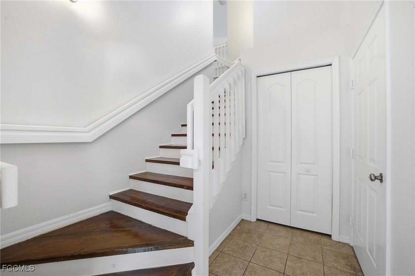 This beautiful partially furnished 2 bedroom, 2 bathroom, open - Beach Condo for sale in Fort Myers, Florida on Beachhouse.com