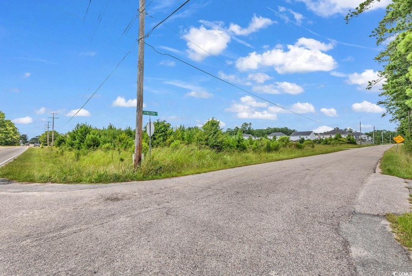 This is the perfect spot to develop a medical office or - Beach Commercial for sale in Little River, South Carolina on Beachhouse.com