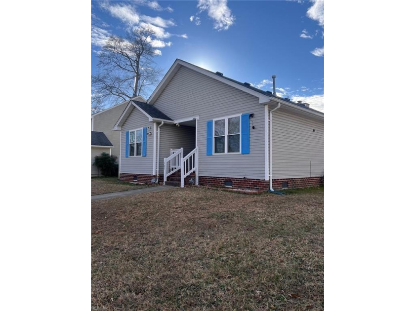 Charming well kept 3-bedroom 2-bath ranch awaits you. Home - Beach Home for sale in Suffolk, Virginia on Beachhouse.com