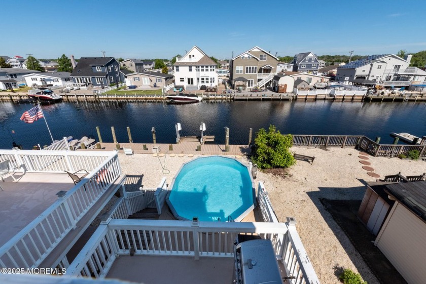 Welcome to waterfront living at the Jersey Shore, only 10 - Beach Home for sale in Bayville, New Jersey on Beachhouse.com