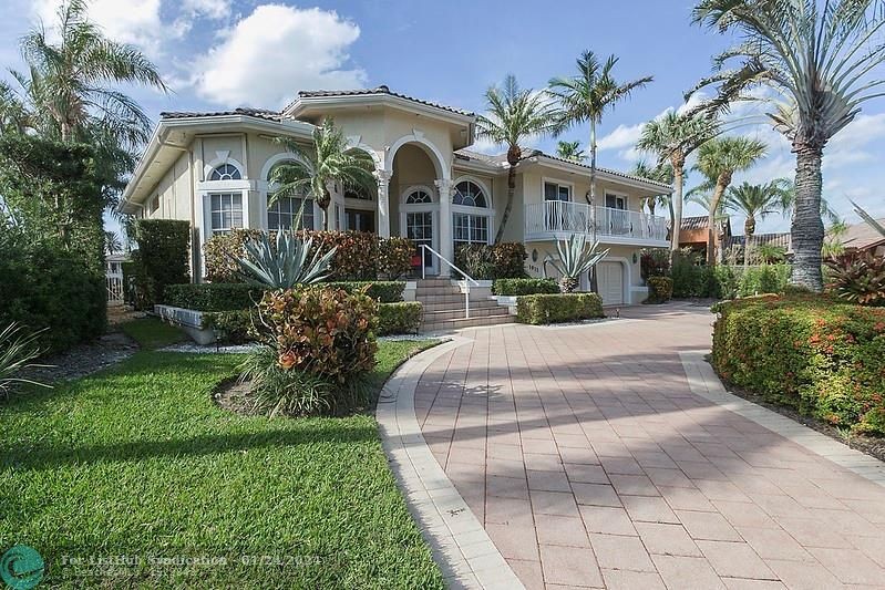 Spectacular Sweeping Views across the Intracoastal Waterway to - Beach Home for sale in Lauderdale By The Sea, Florida on Beachhouse.com