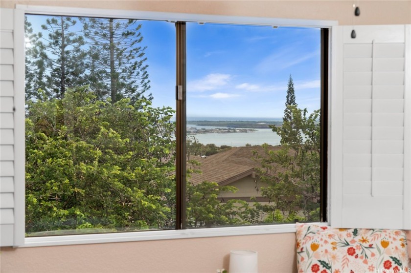 Welcome home to Wailuna - where comfort meets seamlessly with - Beach Condo for sale in Aiea, Hawaii on Beachhouse.com