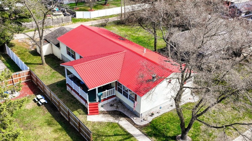 This charming and spacious 4 Bedroom, 2 bath ranch has been - Beach Home for sale in Ludington, Michigan on Beachhouse.com