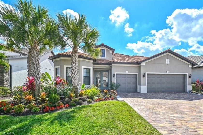 Elegantly furnished, coveted Stonewater model on quiet street - Beach Home for sale in Naples, Florida on Beachhouse.com