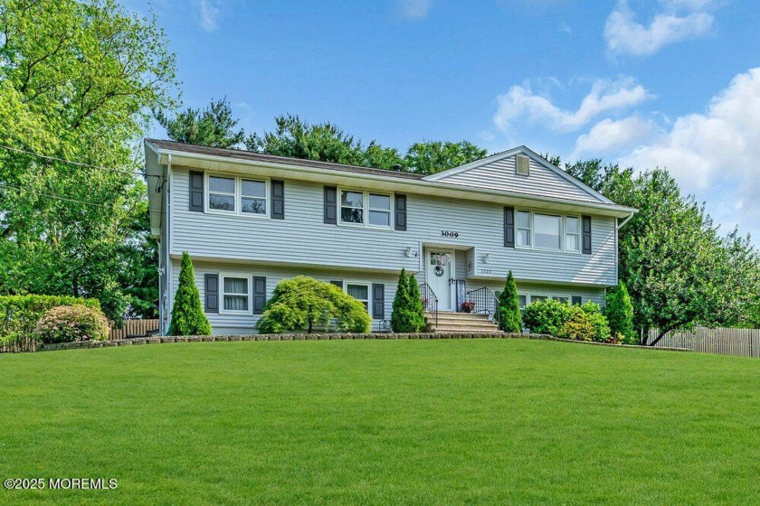 Immaculate 4 bedroom, 2.5 bath home in much sought after - Beach Home for sale in Wall, New Jersey on Beachhouse.com