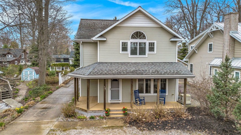 Dreaming of the SW Mi Lake life? The ''Lake Michigan'' Lake - Beach Home for sale in South Haven, Michigan on Beachhouse.com