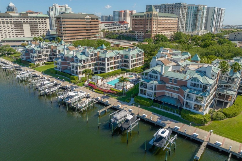 WATERFRONT - SEDDON COVE - HARBOUR ISLAND ...... Meticulously - Beach Condo for sale in Tampa, Florida on Beachhouse.com