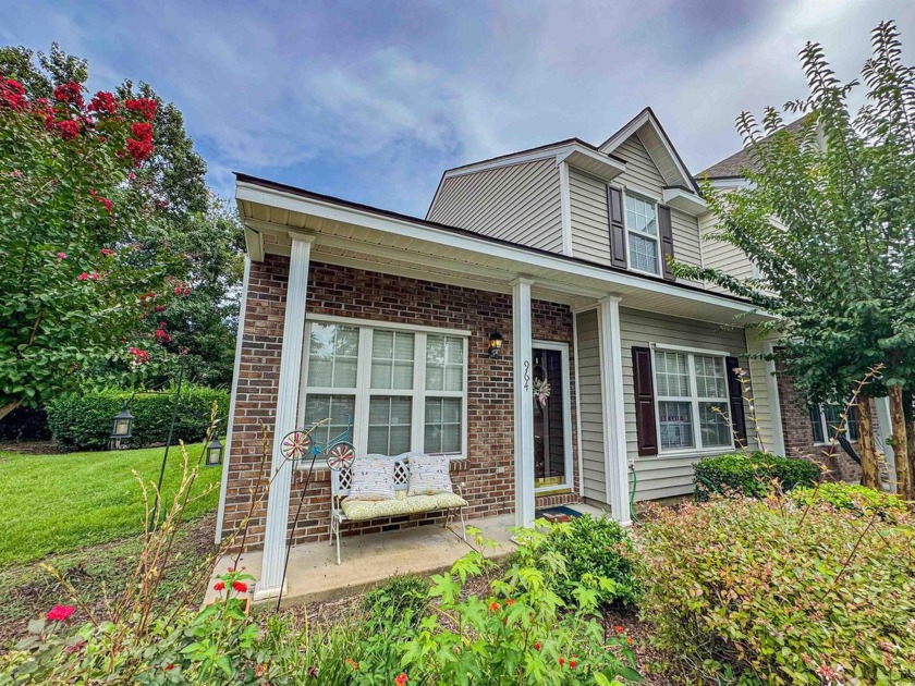 Welcome Home! This well maintained 3 bed, 2.5 bath townhome is - Beach Townhome/Townhouse for sale in Myrtle Beach, South Carolina on Beachhouse.com