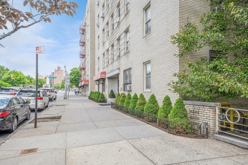 This conveniently located large 2 bedroom unit is close to All: - Beach Home for sale in Bronx, New York on Beachhouse.com